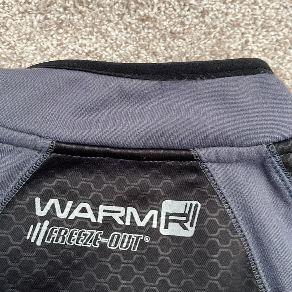 Warm R Freeze Out Ladies Top - Picture 9 of 10